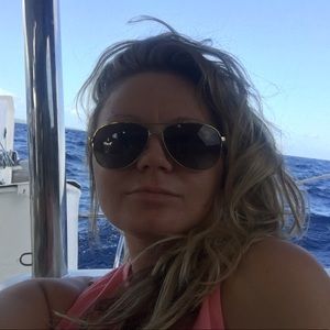 Meet your Posher, Larysa